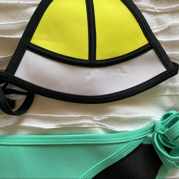 Faux Triangl Bikini - Picture 2 of 7